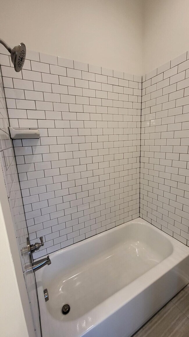 Building Photo - Maintenance free living in Blue Valley School district