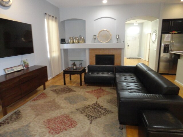 Building Photo - 2199 Carol Ann Dr