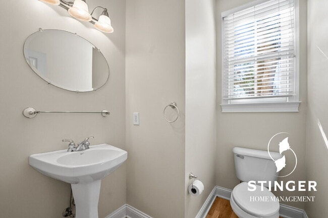 Building Photo - 130 Bartram Dr