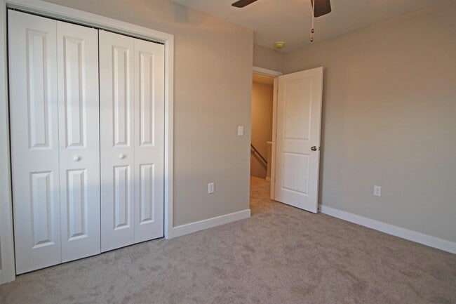 Building Photo - 1313 Luke Ln