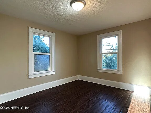 Building Photo - 6428 Elwood Ave