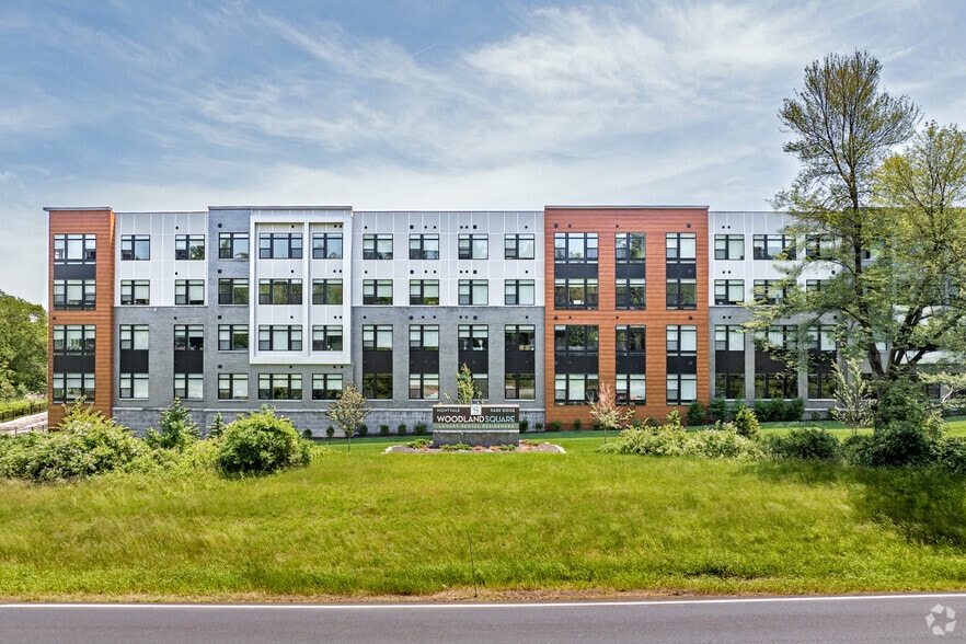 Primary Photo - Woodland Square at Montvale