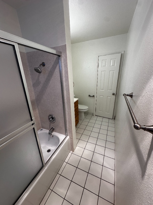 Building Photo - 1228 S Loara St