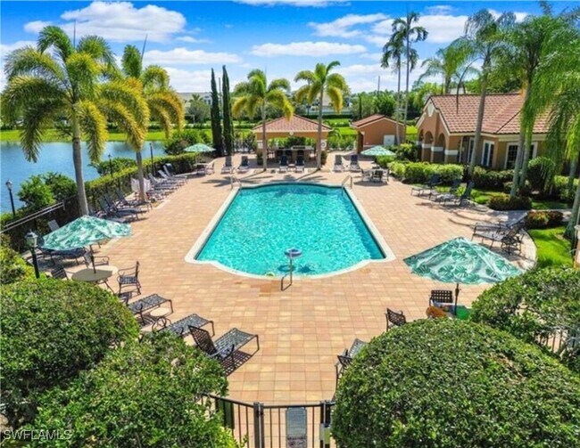 Building Photo - 1830 Florida Club Cir
