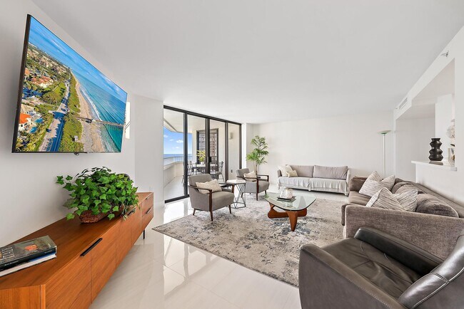 Building Photo - 5070 N Ocean Dr