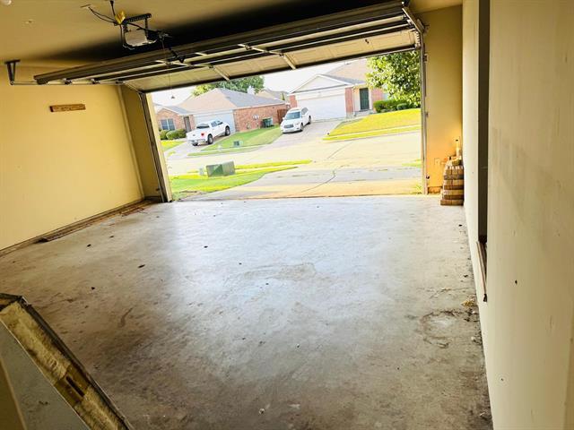 Building Photo - 4500 Blue Jay Ln