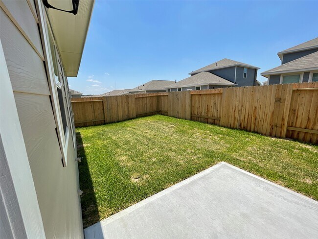 Building Photo - 25572 Northpark Palm Dr