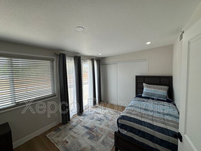 Building Photo - 66735 Buena Vista Ave