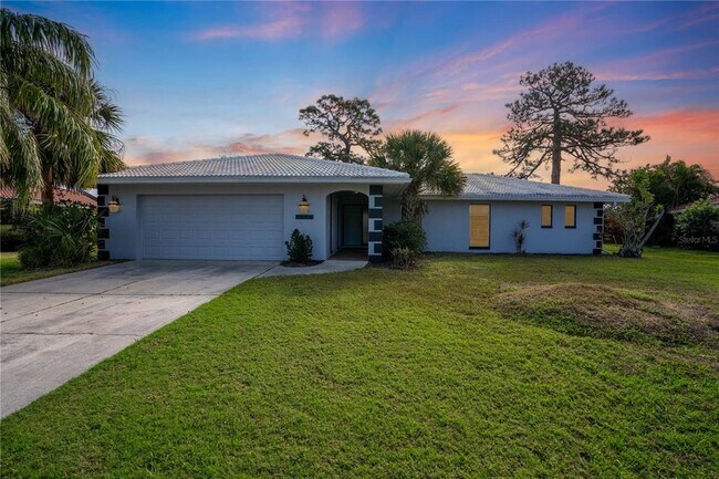 Building Photo - 2544 Carlisle Pl