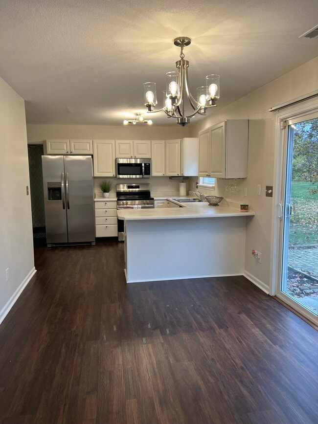 Building Photo - 11973 Cedar Dr