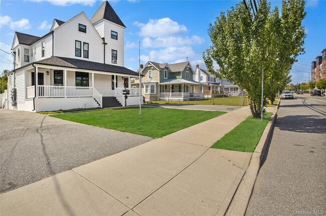 Building Photo - 46 Park Ave