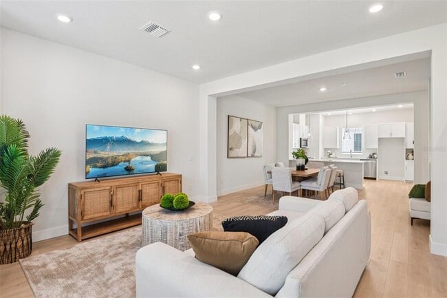 Building Photo - 3133 4th Ter N