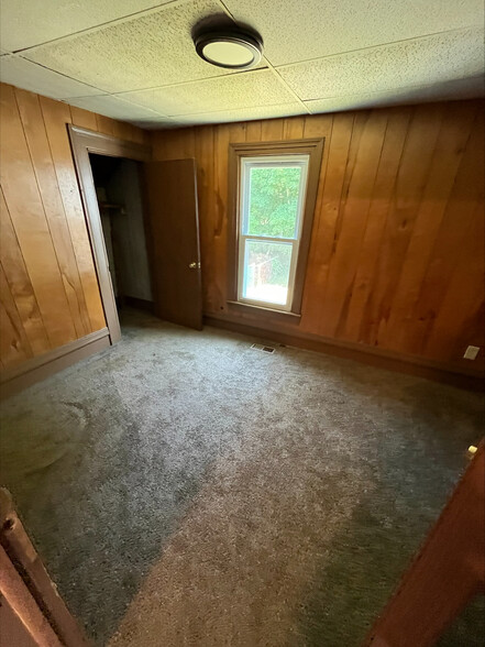 Primary Photo - 43 S Walnut St