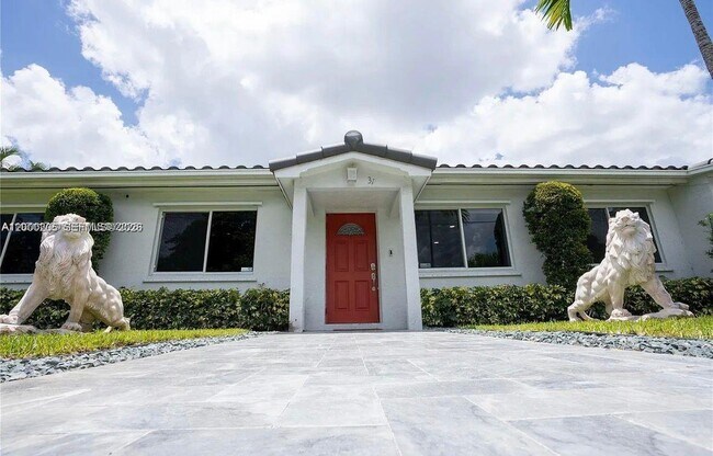 Building Photo - 31 SW 6th St