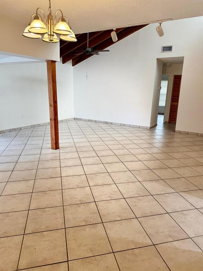 Building Photo - 9119 SW 129th Ln