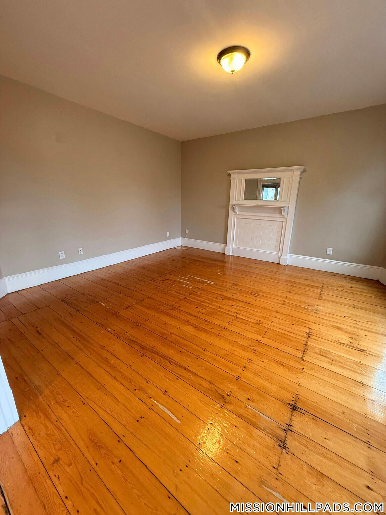 Building Photo - 75 Munroe St