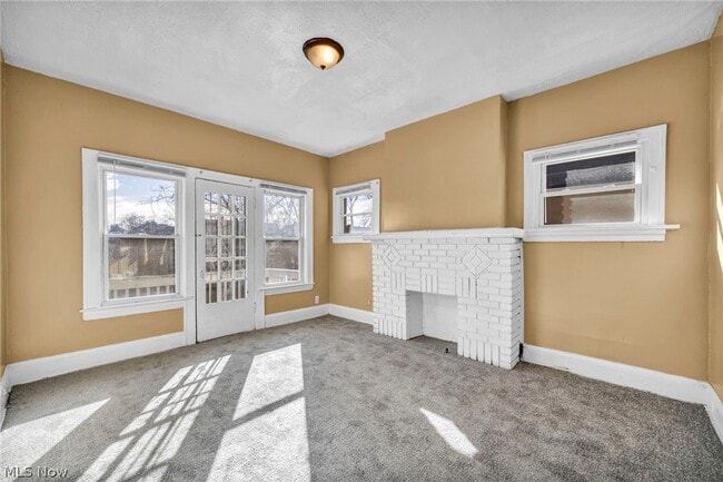 Building Photo - 3438 E 140th St