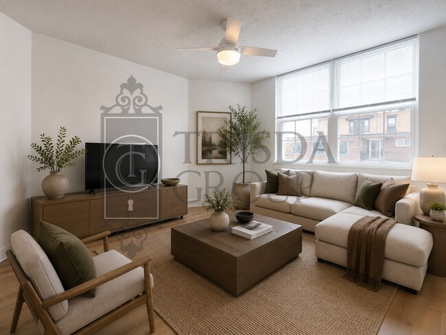 Building Photo - Avail Sept 1: 2BR Apt in Beechview, South Hills.  BEAUTIFUL design, Laminate Floors, AC, Pets OK,...