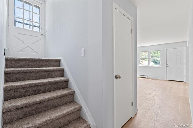 Building Photo - 49 Georgia St