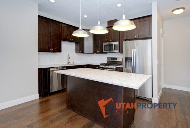 Building Photo - 10464 S Beetdigger Blvd