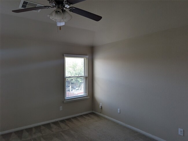 Building Photo - 14010 Long Meadow Dr