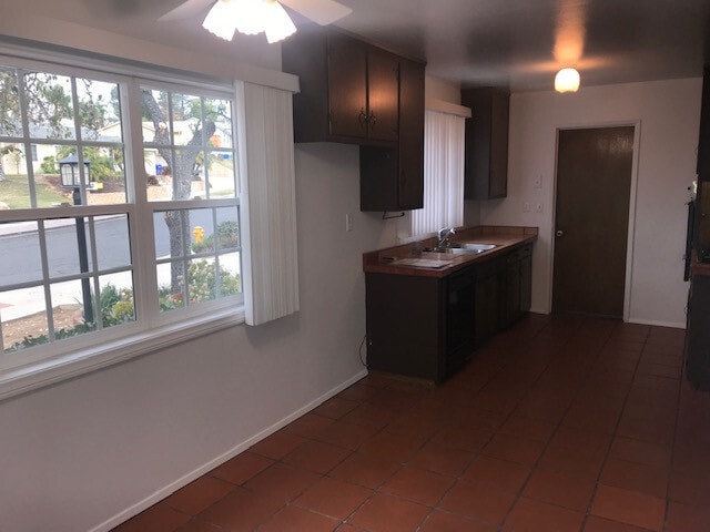 Building Photo - 3/2 Bedroom home in El Cajon with a POOL!