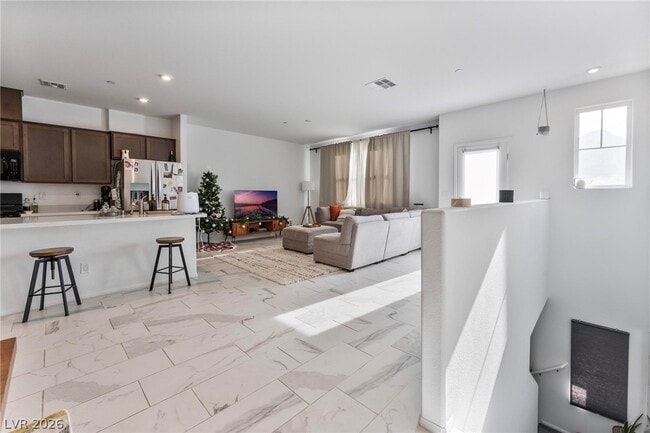 Building Photo - 1299 Raritan Pl