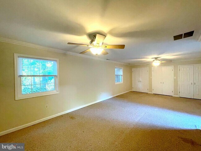 Building Photo - 11717 Rivershore Dr