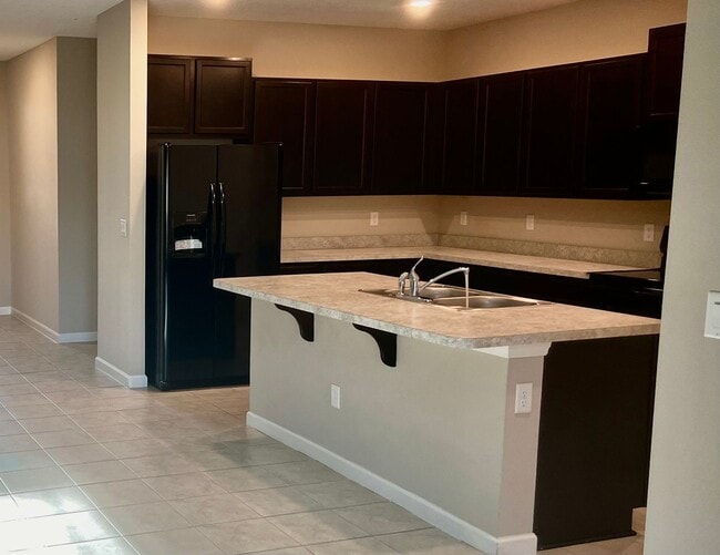 Building Photo - 10840 Peacock Landing Ct