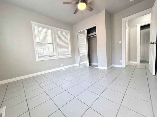 Building Photo - Large 4BD 2BA Home w/ Bonus Room close to Oklahoma City University!!