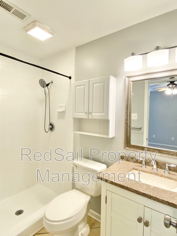 Building Photo - 773 Childress Dr