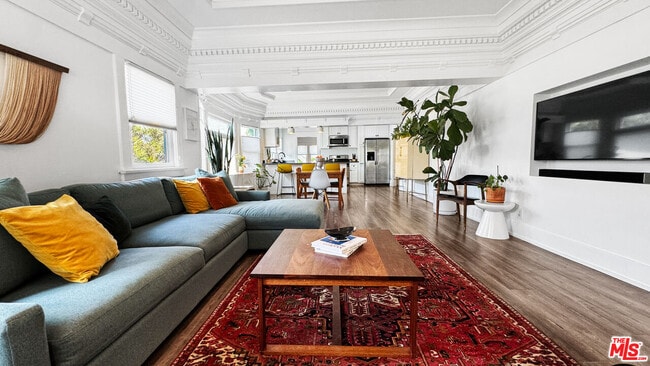 Building Photo - 3489 2nd Ave