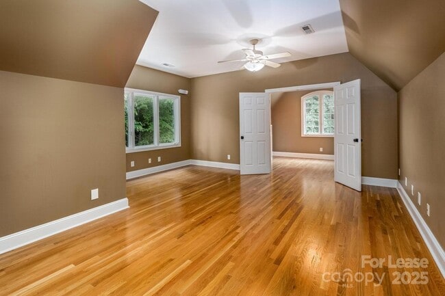 Building Photo - 112 Cedar Bluff Ln