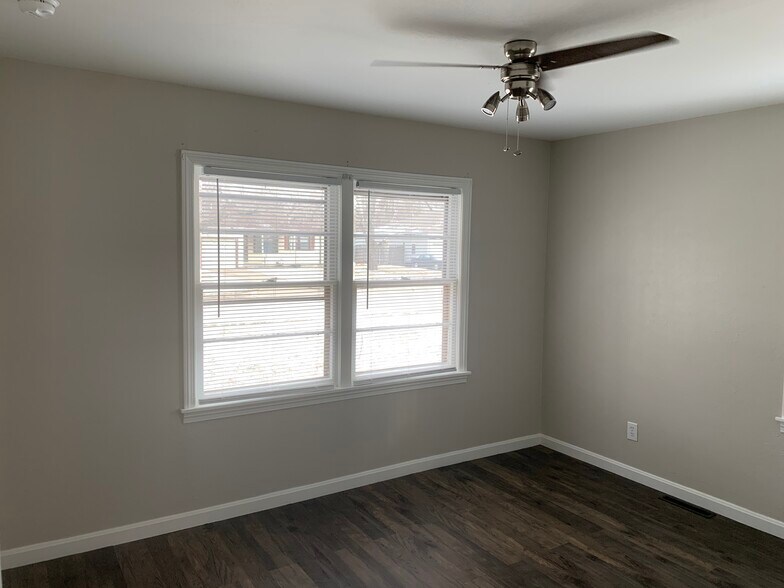 bedroom 2 - 1601 Faulders Ln