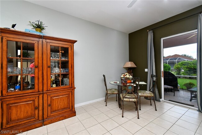 Building Photo - 2162 Oxford Ridge Cir