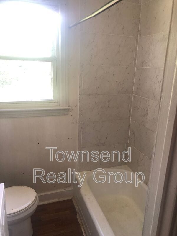 Building Photo - 2209 Culp Cir