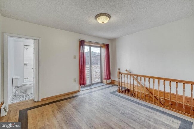 Building Photo - 2658 E Dauphin St