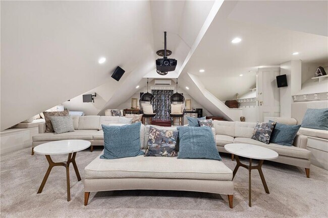 Building Photo - 4 Hunter Ave