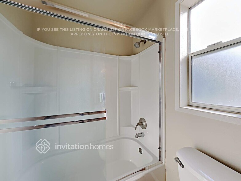 Building Photo - 7501 208th St Ct E