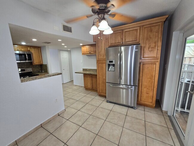 Building Photo - 2270 W 54th Pl