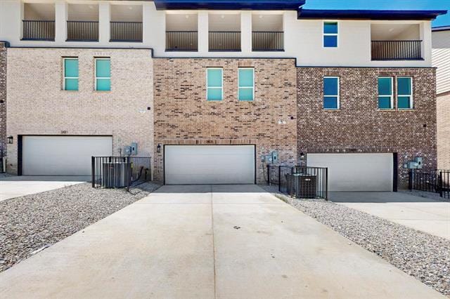 Building Photo - 3425 Sanjeev Dr