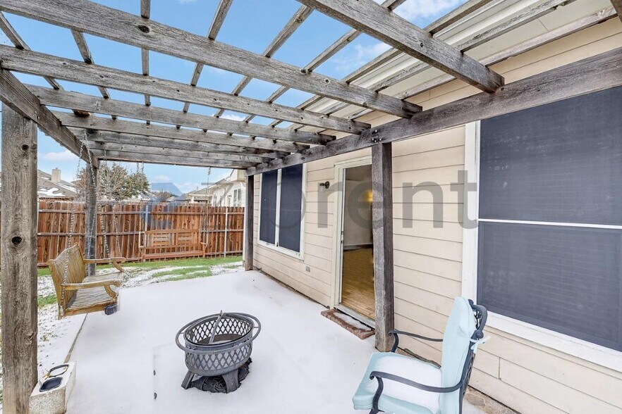 Building Photo - 1042 Grimes Dr