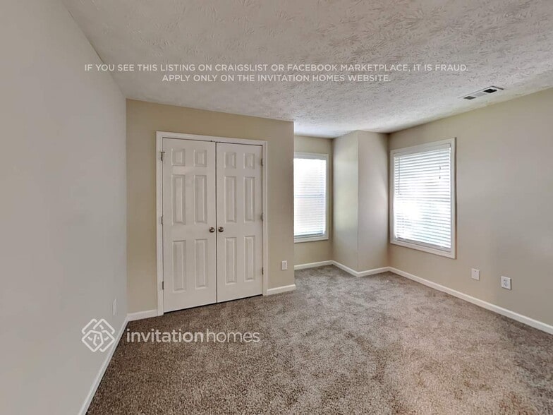 Building Photo - 5025 Wesleyan Dr