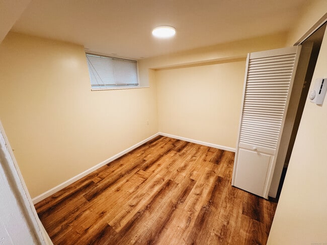 Building Photo - 45 Church St