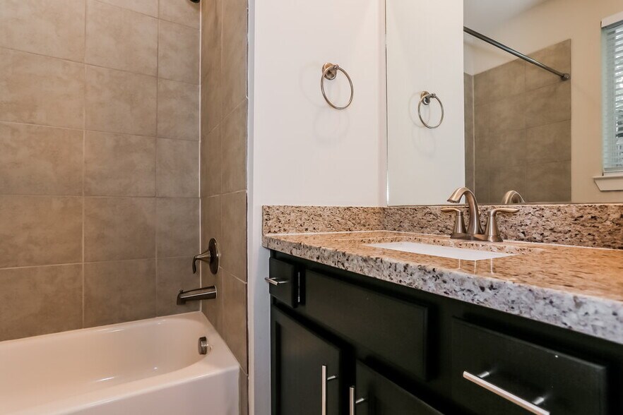 Building Photo - 1213 Cedarpost Tree Springs Pl
