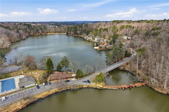 Building Photo - 118 Thrush Dr