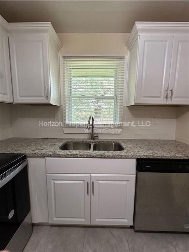 Building Photo - 6057 Dodgen Rd SW