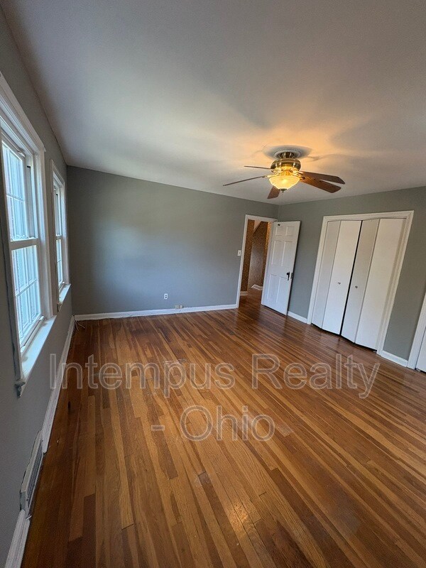 Building Photo - 3882 Faversham Rd