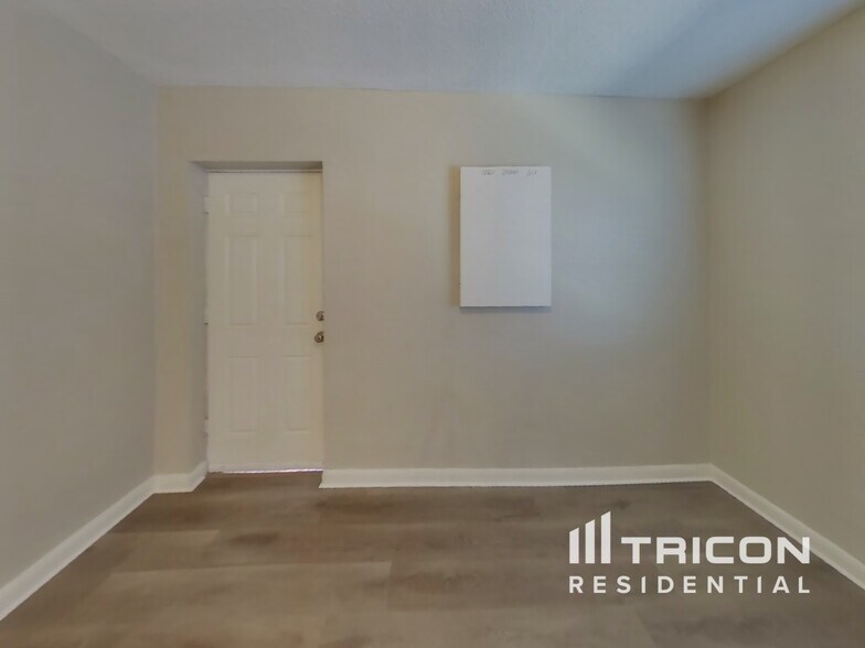Building Photo - 12318 Cloverstone Dr