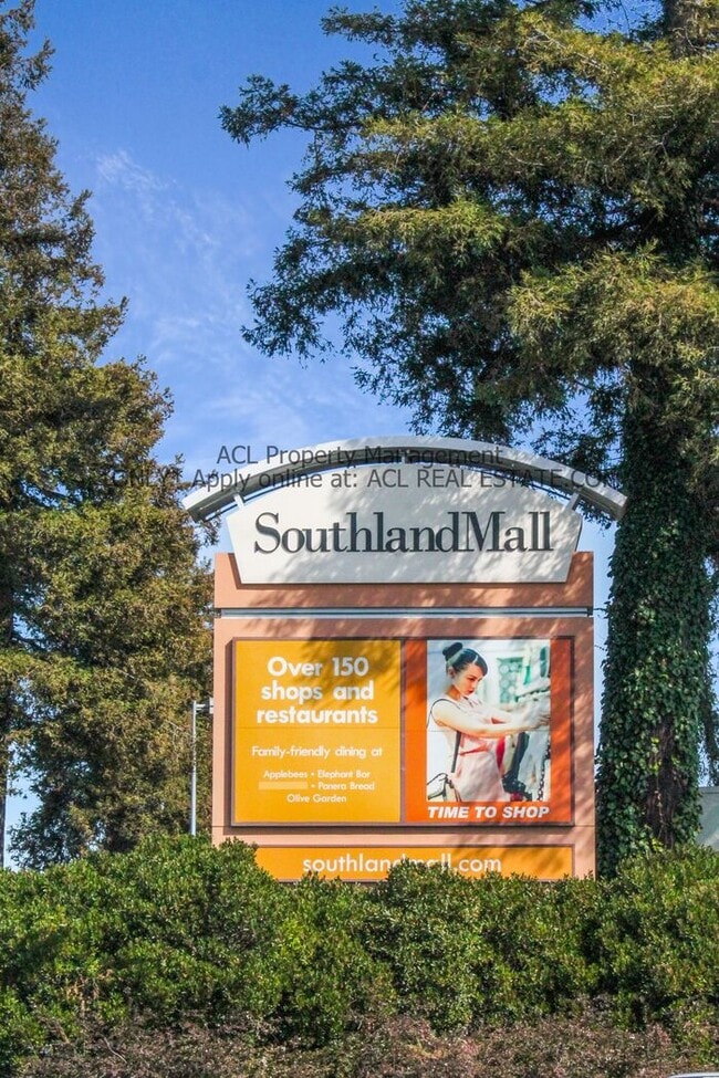 Building Photo - Newly Built, Never Lived in 2bed 1 bath Unit For Rent